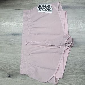 LOVE &SPORTS SHORTS.
